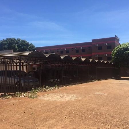 Hotel Querencia Dourados Bagian luar foto